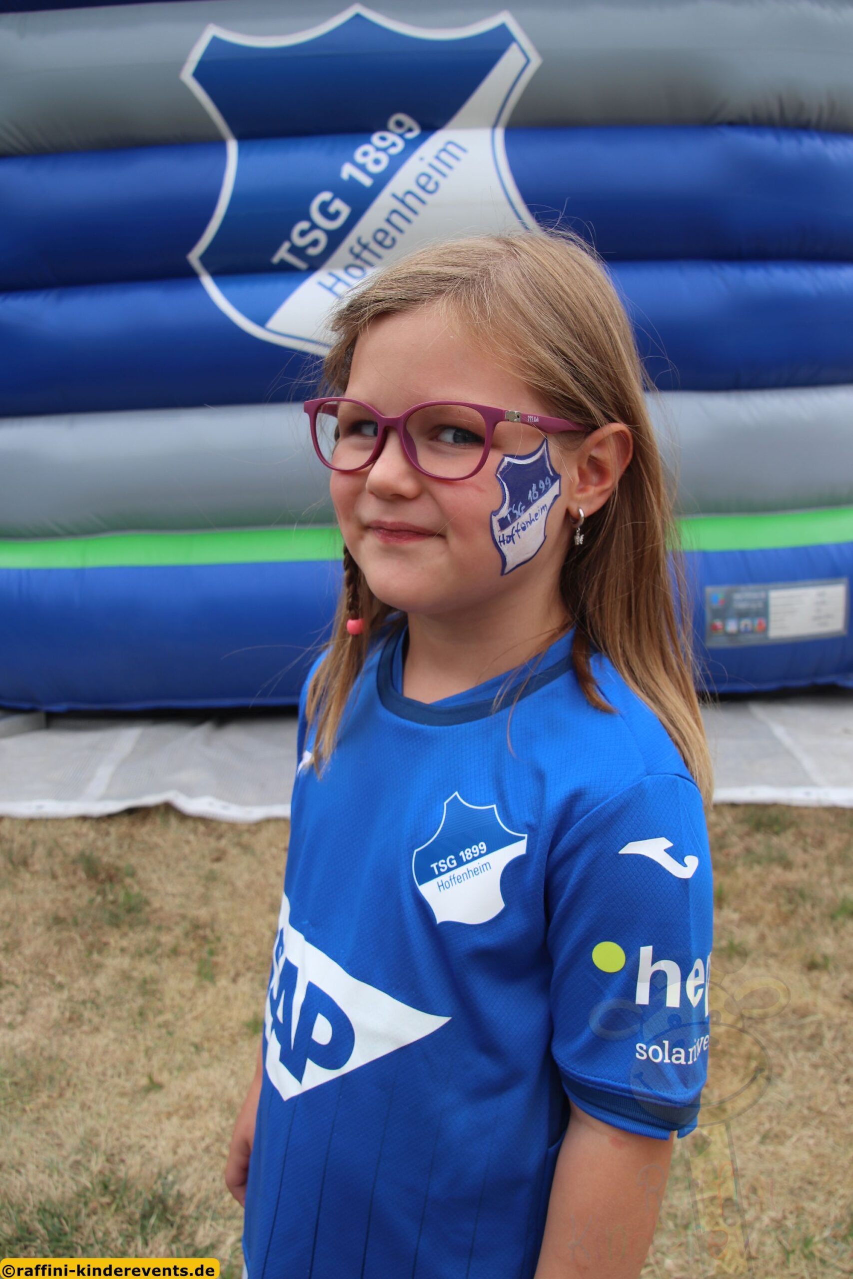 Fussball Kinderschminken, Logo TSG Hoffenheim