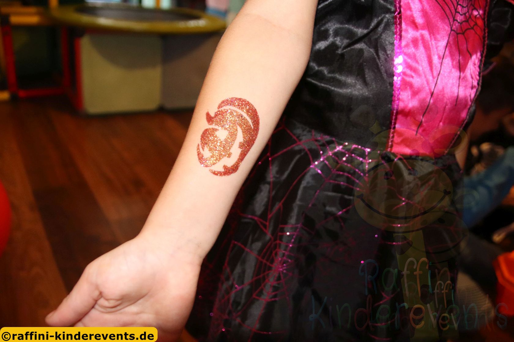 Halloween Glitzer Tattoos Rheinland-Pfalz