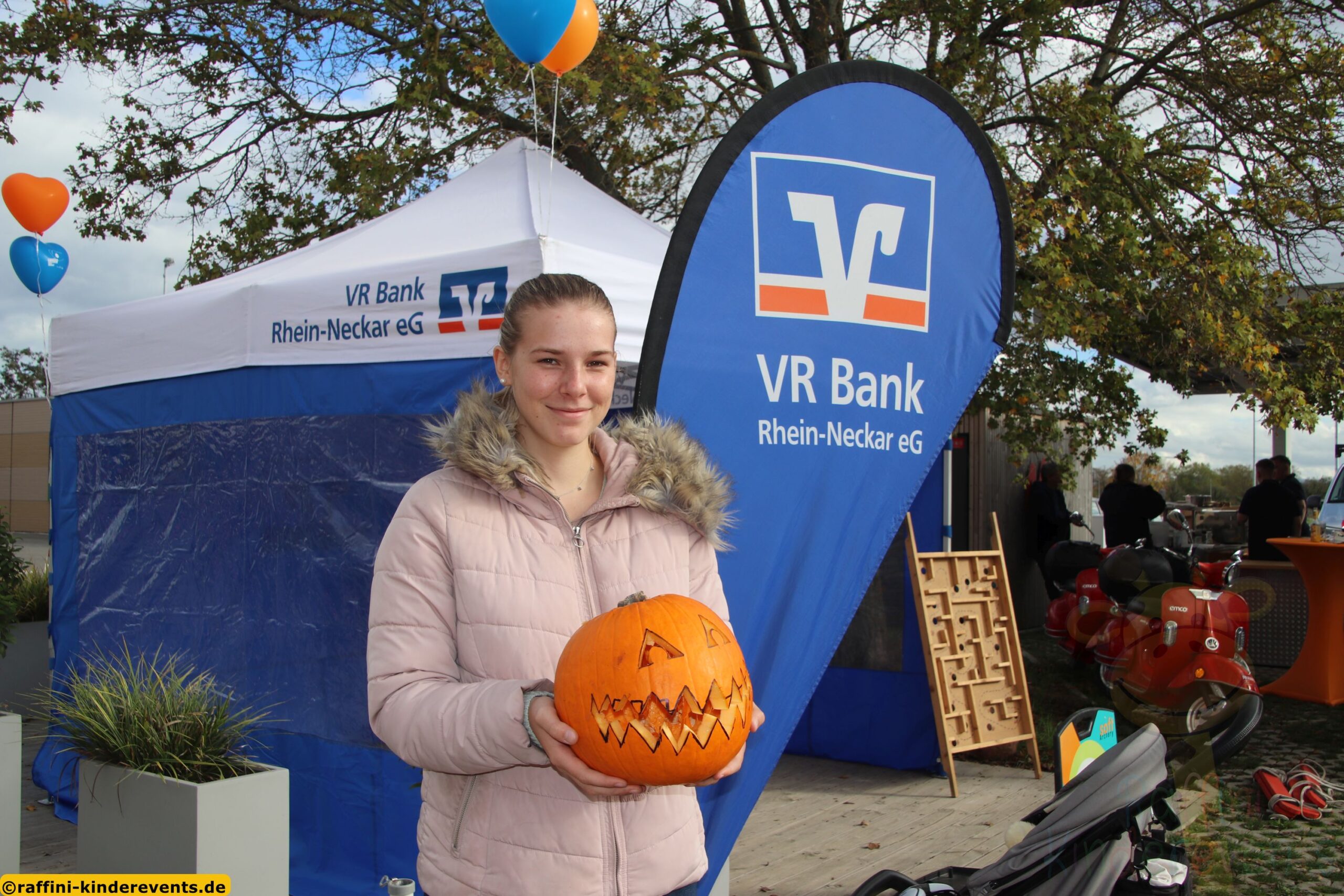 Kuerbis Schnitzen Herbstfest VR Bank Rhein-Neckar